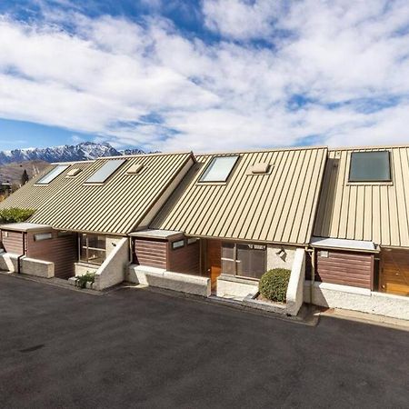 The Lodges 9 - Lake Front Views And Walk To Town Queenstown Buitenkant foto